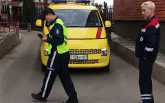 Ребенок выпал из окна многоэтажки в Астане и погиб