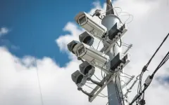 Умные камеры в Астане ловят водителей с телефонами и без ремней