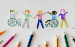 Премьер-министр потребовал устранить барьеры для людей с инвалидностью