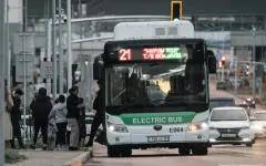 Две женщины подрались в автобусе Астаны