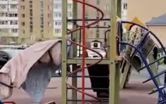 В Астане детскую площадку превратили в сушилку