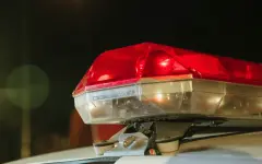 Женщина поймала и избила парня, который за ней подглядывал