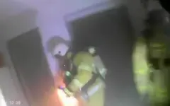 Пять газовых баллонов успели вынести из огня в многоквартирном доме в Алматинской области