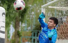 Какие футбольные команды Казахстана сыграют 25 апреля