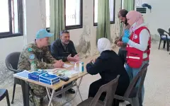 Казахстанские миротворцы оказали медпомощь жителям Трунжи близ Голанских высот