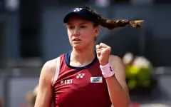 Рыбакина с трудом одолела олимпийскую чемпионку и узнала очередную соперницу