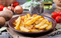 Почти четыре килограмма картофеля в месяц съедает среднестатистических казахстанец