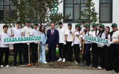 Более 100 тысяч выпускников школ внесли вклад в озеленение страны