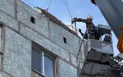 Падение бетонной плиты с пятиэтажки предотвратили в Сатпаеве