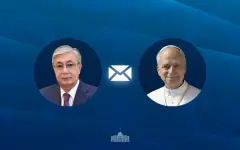 Токаев поздравил Папу Римского с важной датой и пригласил его в Астану