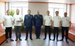 Полицейских наградили медалями за спасение людей при взрыве газа в Шахтинске