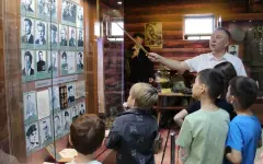 История, которую можно потрогать руками: как музей воинской славы в Павлодаре объединил поколения