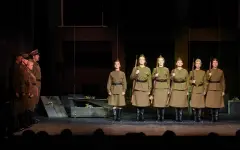 Спектакль «Алия» представили в Астане ко Дню Победы