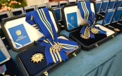 Сенат одобрил законопроект «О государственных наградах»