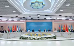 Токаев предложил создать сеть AI-центров тюркских стран