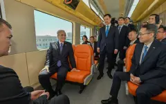 Токаев стал первым пассажиром LRT в Астане