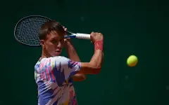 Григорий Ломакин пробился в финал теннисного турнира в Индии