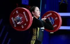 242 килограмма: казахстанская тяжелоатлетка семь раз обновила рекорд страны в Талдыкоргане