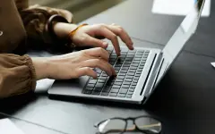 Как казахстанцам получить работу и до 1,7 млн тенге от государства