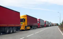 Большегрузам могут запретить въезд в города Казахстана