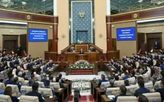 В Казахстане законы будут обсуждать на протяжении трех чтений