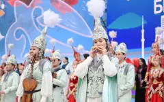 День работников культуры и искусства празднуют в Казахстане
