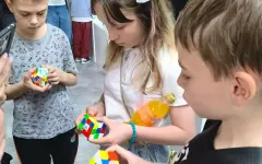 Удивительный кубик Рубика