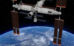 Китай отправил экипаж для эксперимента длительного пребывания в космосе
