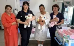 Тройное пополнение: казахстанка в один день стала мамой шестерых детей