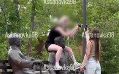 18-летнюю жительницу Астаны оштрафовали за фотосессию на памятнике Майлину