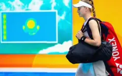 Рыбакина неожиданно завершила выступление на «Ролан Гаррос»-2026