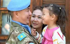 Сохраняют мир вдали от Родины