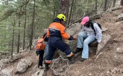 Иностранцы заблудились в горах Акмолинской области и вызвали спасателей