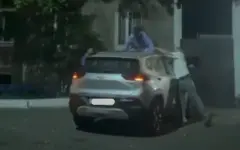 Пьяного павлодарца задержали после прыжков на крыше чужого авто