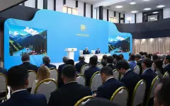 Токаев поручил интенсивно развивать инфраструктуру Alatau City