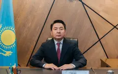 Акима Атырау, оскандалившегося после случая с родственником-педофилом, вызвали на допрос