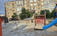 На реконструкцию детских площадок жалуются жители Актау