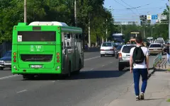 В Алматы сразу четыре важных автобусных маршрута изменили схемы движения