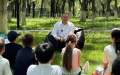 Флаг, Гимн и Герб: аким Алматинской области провел встречу с детьми