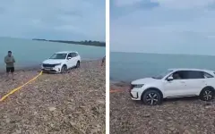 Иностранные туристы застряли на берегу Балхаша