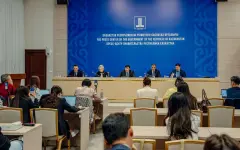 Комплексный план повышения доходов населения принят в Казахстане