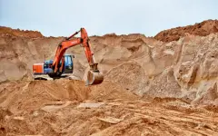 Ущерб государству в 228 миллионов тенге нанесла незаконная добыча почвы в области Абай