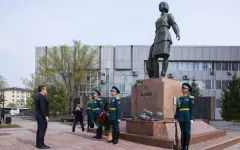 101 год со дня рождения Алии Молдагуловой отмечают в Казахстане